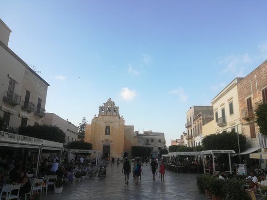 Piazza Matrice Favignana
